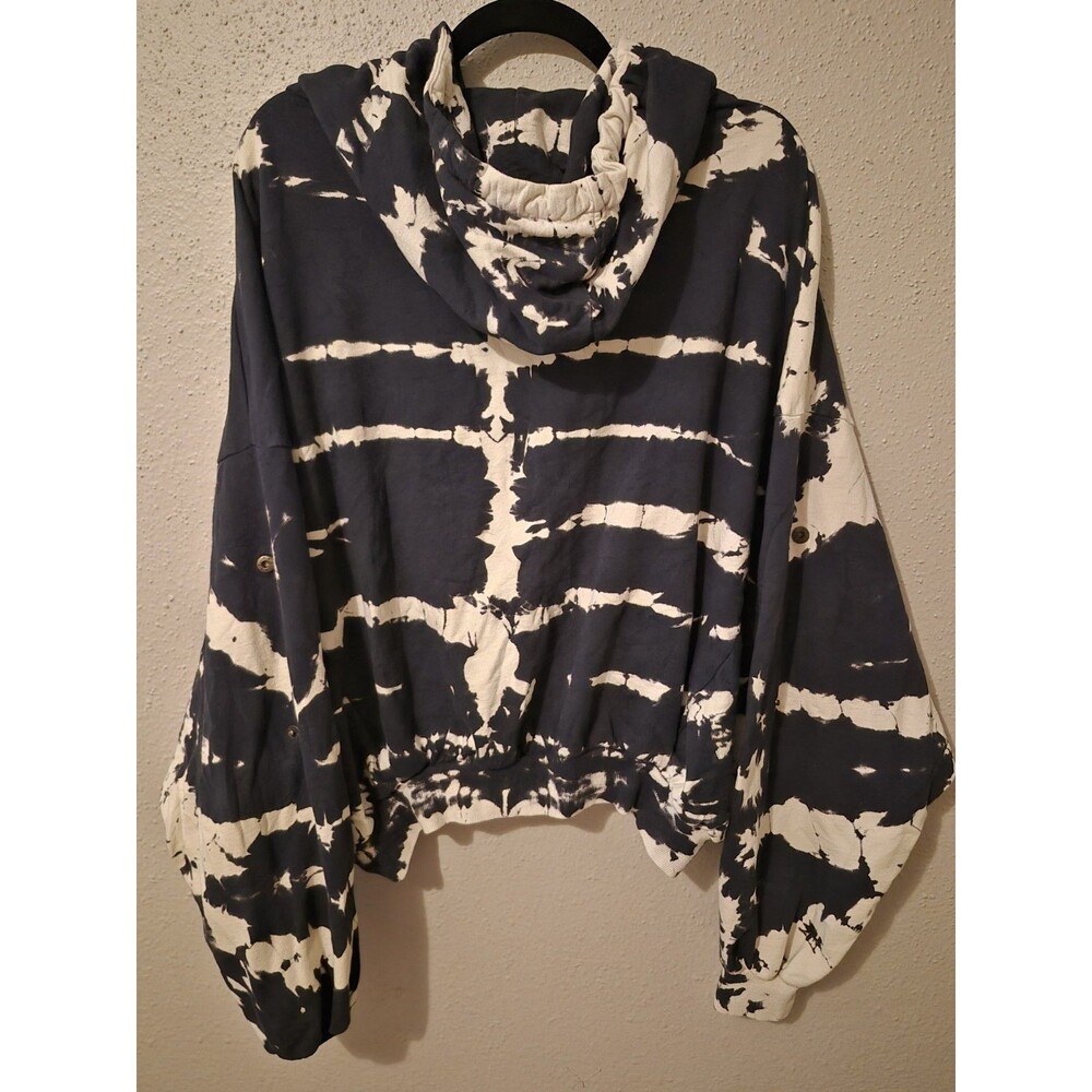 Young Fabulous & Broke hooded sweatshirt Boxy top M / L Batwing tie dye - Picture 3 of 7